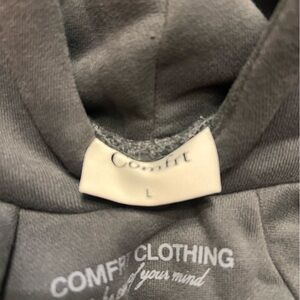 Comfrt You Matter Pwt Hoodie size Large